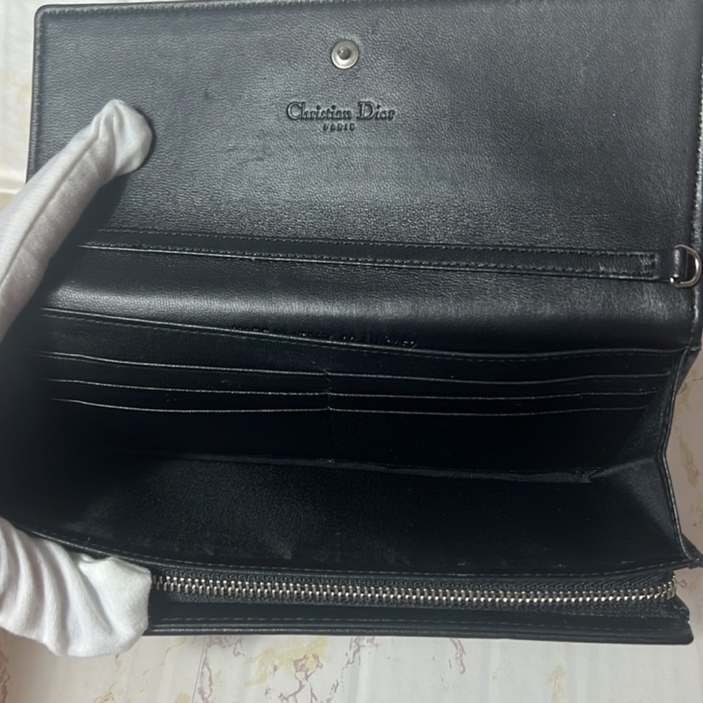 FLASH SALE🔥🔥BEAUTIFUL💕GUC CHRISTIAN DIOR WALLET W/DIOR box & DIOR dust bag💗 - Picture 3 of 16